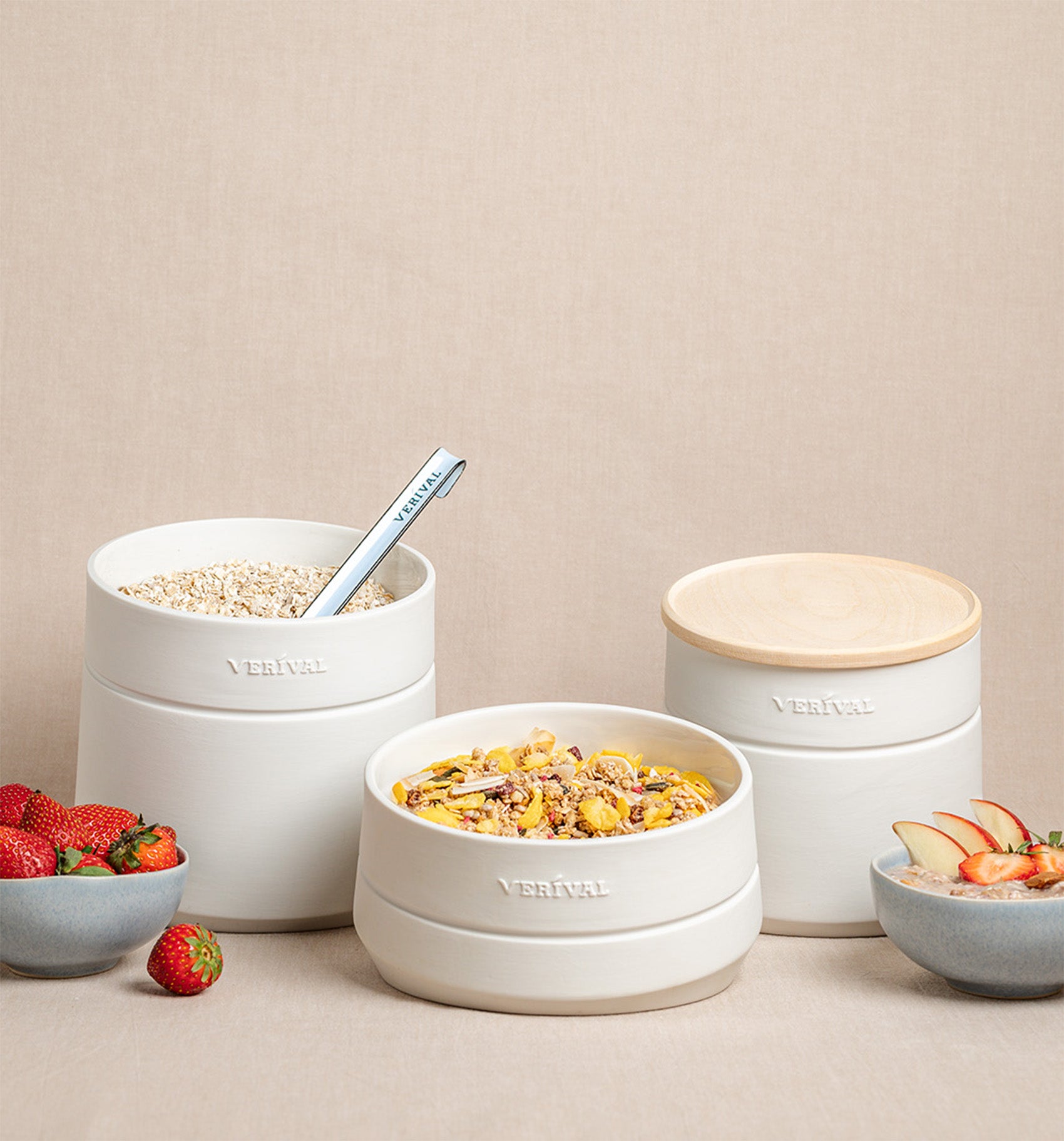verival-fr-hst-cksbeh-lter-f-r-porridge-granola-und-m-sli-porzellan-mit-ahornhol image 2