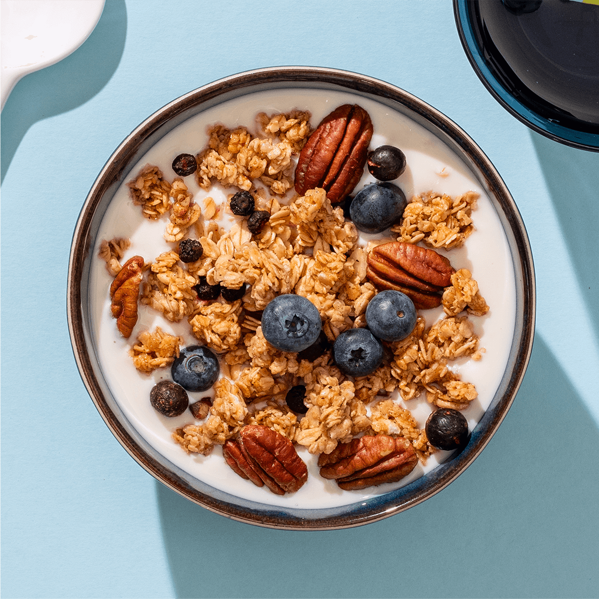 mymuesli-crunchy-granola-probierpaket-blueberry-cassis-choco-strawberry-2x575g image 3