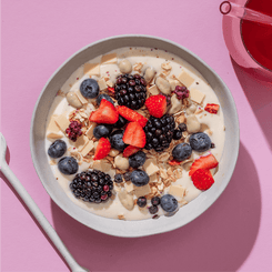 mymuesli-wildberry-yoghurt-m-sli-bio-m-sli-mit-brombeere-erdbeere-und-joghurtflo image 2