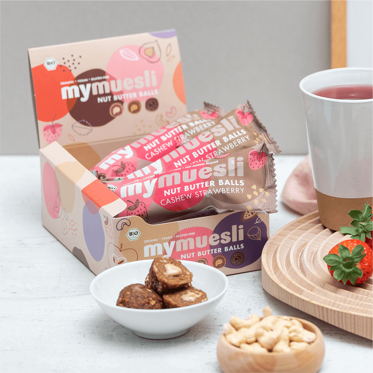 mymuesli-nut-butter-balls-cashew-strawberry-7x3er-pack image 3